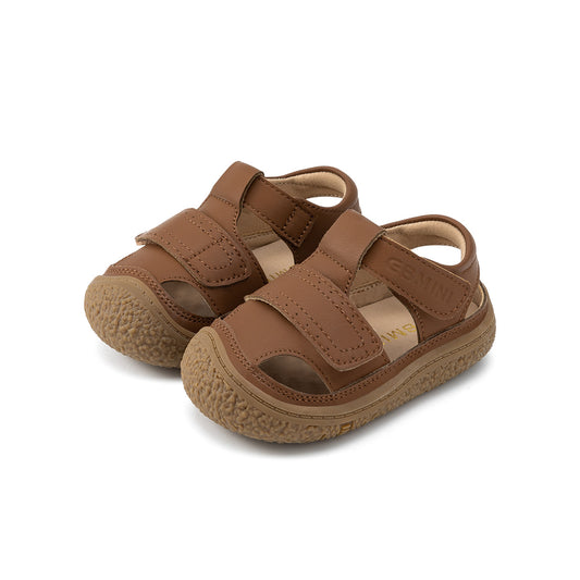 Classic Closed Toe Toddler Sandals – Non-Slip Leather Baby Walking Shoes