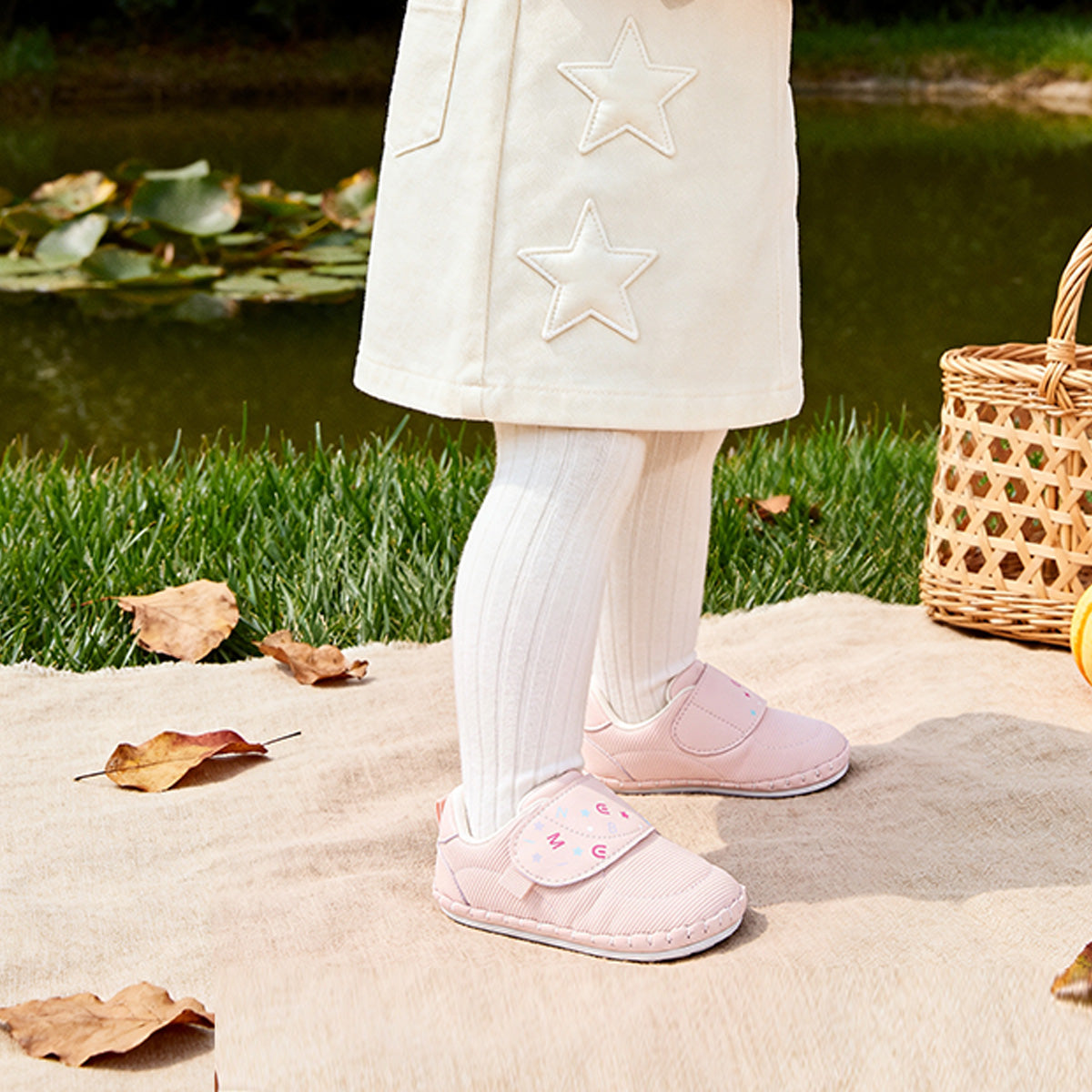 EBMINI CORDY flexible soft sole baby shoe detail