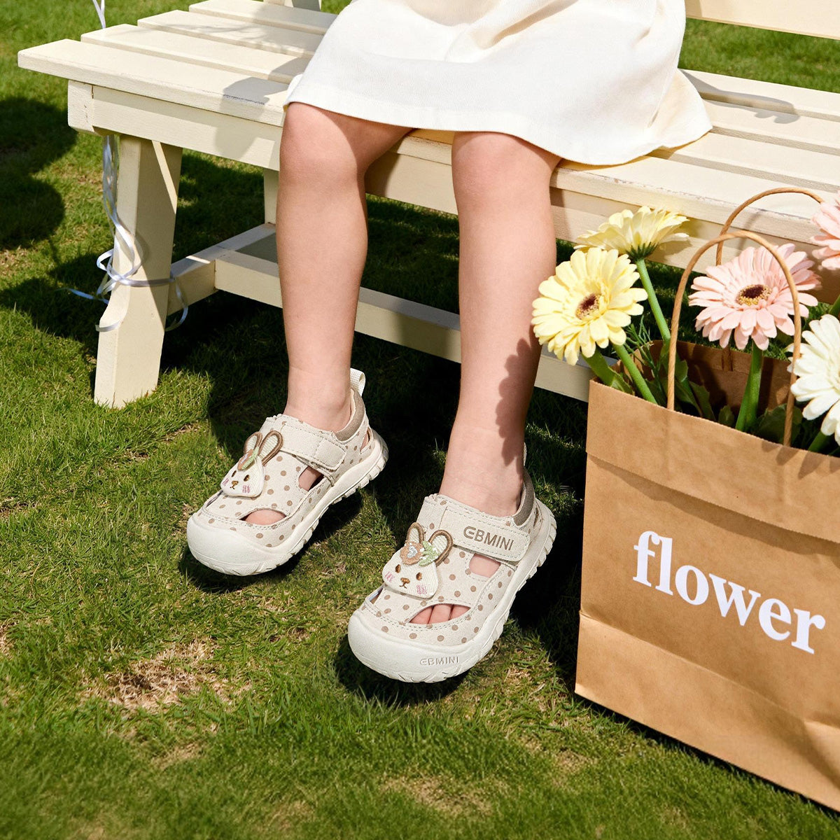 EBMINI DOTTY easy-on sandals with a secure hook-and-loop strap