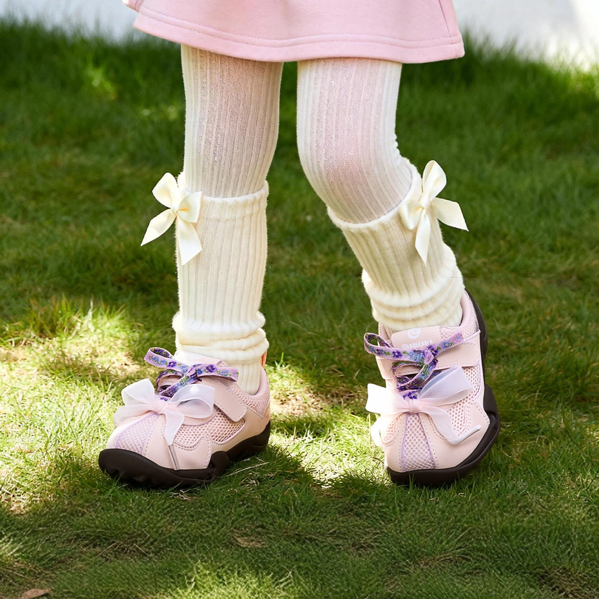 EBMINI PRIM easy-on toddler sneakers with a secure strap closure