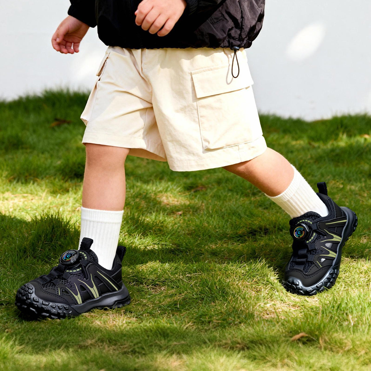 EBMINI TORQ easy-on sneakers with an adjustable buckle system